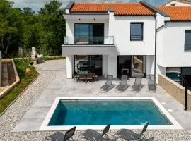 Villa Lavanda -semi-detached villa with a pool and a panoramic view, close to a sandy beach- by TRAVELER tourist agency Krk