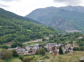 Dúplex en Valencia d'Àneu (Baqueira Beret)，位于瓦伦西亚德奥尼的公寓