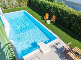 3 Bedroom Villa with Private Pool in Palmela，位于帕尔梅拉的酒店