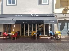 Dadar，位于拉腊什的旅馆