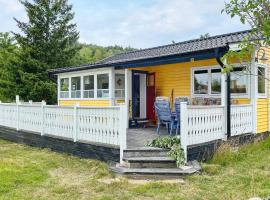 Holiday home KOLMÅRDEN，位于科尔莫登的酒店