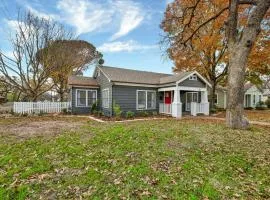 Harley House with Hot Tub & Grill - Historic District