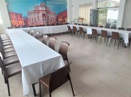 Hotel en Bogota - Fontana Di Trevi，位于波哥大科尔菲利亚斯会议中心的酒店