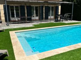 Villa individuelle la bastidonne piscine privée，位于Auriol的度假屋
