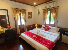 Golden Lotus Boutique Hotel,位于琅勃拉邦的酒店