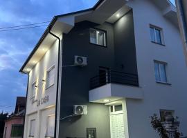 La Casa Apartments，位于雅戈丁那的酒店