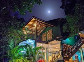 Choona Lodge 'view of sigiriya & pidurangala with sunrise'，位于锡吉里亚的酒店