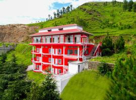 RED ROSE HOTEL & RESORT Mansehra，位于Mānsehra的酒店