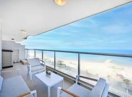 Elegant Sea View at Orchid Hotel by HolyGuest