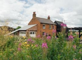 Beautiful Countryside Farmhouse，位于Sutton Bonington的度假屋