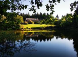 DOMAINE DES CAPUCINS，位于Bussière-Saint-Georges的住宿加早餐旅馆