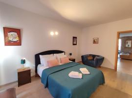 CASA DI ARTISTI AJACCIO - Holiday Homes - Classé 5 étoiles - EXCEPTIONNEL，位于阿雅克修Ajaccio Town Hall附近的酒店