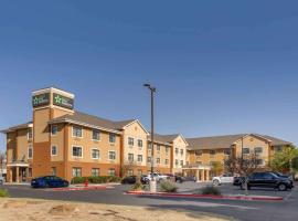 Extended Stay America Suites - Laredo - Del Mar，位于拉雷多羽蛇神国际机场 - NLD附近的酒店