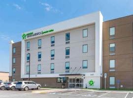 Extended Stay America Suites - Colonial Heights - Fort Lee，位于科洛尼尔海茨的带停车场的酒店