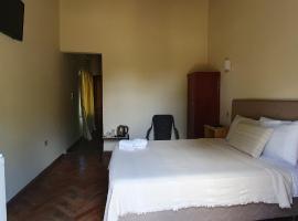 Tower Suites，位于巴拉瓜里的度假短租房