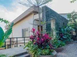 Par-X Mist View 9A Garden Villa 3BHK