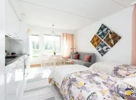 Cosy studio apartment + free private parking