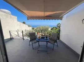 Little Home Valderice