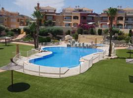 Excelente Duplex en Altaona golf resort-piscinas，位于穆尔西亚的度假短租房