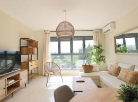 Beautiful apartment in Canet Playa by Hometels，位于卡耐特蒂贝兰格的酒店
