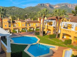 Nice 4 Person apartment residence La Sella Golf Resort Marriott Denia，位于佩德雷尔的高尔夫酒店