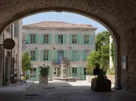 MAISON D'HOTES LA GOURGUILLE