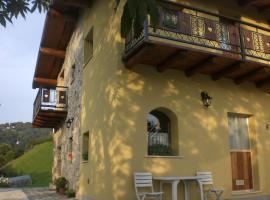 蒙缇诺住宿加早餐旅馆，位于Cene的酒店