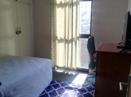 Just a Room，位于比勒陀利亚保罗大叔雕像附近的酒店