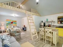 Cozy Studio Cabin about 1 Mi to Greers Ferry Lake!