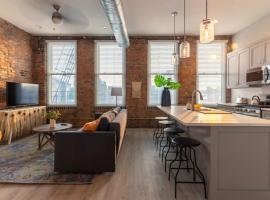 ZANGO Explore OTR and Downtown from a Renovated Condo，位于辛辛那提的酒店