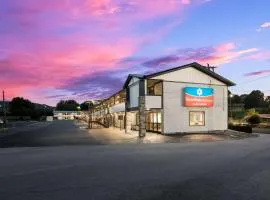SureStay Plus by Best Western Pigeon Forge