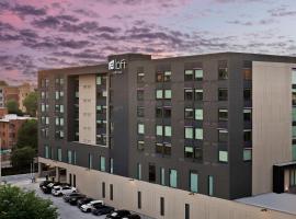 Aloft Kansas City Country Club Plaza，位于堪萨斯城的酒店
