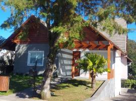 Hospedagem Jardins de Gramado，位于格拉玛多的旅馆