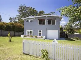 Free night on us this winter at Arthurs Mollymook