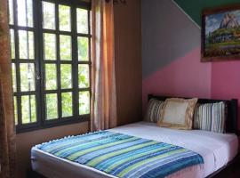 HOTEL EL ALMENDRO，位于科潘玛雅遗址的酒店
