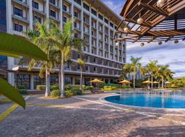 甲米地月桂叶酒店，位于General Trias的带泳池的酒店