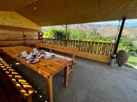 Arpi-Ureni Guesthouse，位于Ertich的酒店