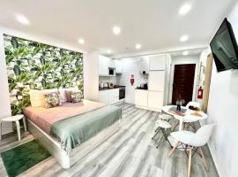 New-Romantic studio near the beach!，位于帕苏迪阿尔库什的酒店