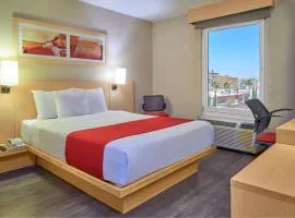 萨卡特卡斯城市快捷酒店