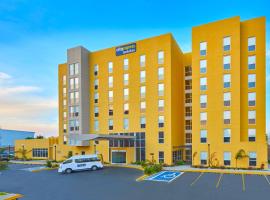 City Express by Marriott Tijuana Otay，位于蒂华纳国际机场 - TIJ附近的酒店