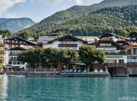 Hotel Weisser Hirsch，位于圣沃尔夫冈的低价酒店