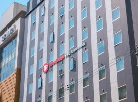 Travelodge Kyoto Shijo Kawaramachi，位于京都乌丸的酒店