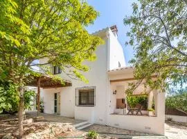 Gorgeous Home In Roda De Bara With Kitchen