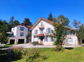 Villas du Lac，位于克莱尔沃雷拉克的家庭/亲子酒店
