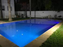 Villa sur le golf d'Oujda avec piscine privée，位于乌季达的别墅