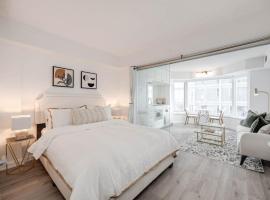 Yorkville Luxe High-End Prime Downtown Location，位于多伦多的酒店