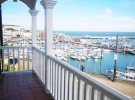 Magnificent house with Harbour view - Ramsgate，位于拉姆斯盖特的度假屋