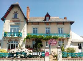 Villa Chanelle，位于Les Rosiers-sur-Loire的酒店