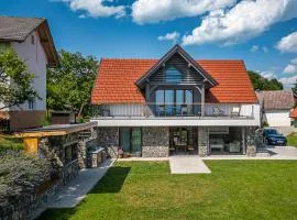 Vineyard Cottage Lan On The Hill - Happy Rentals