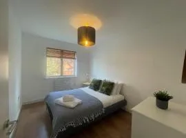 MAIDENHEAD Stylish and modern 2 bedroom apartment